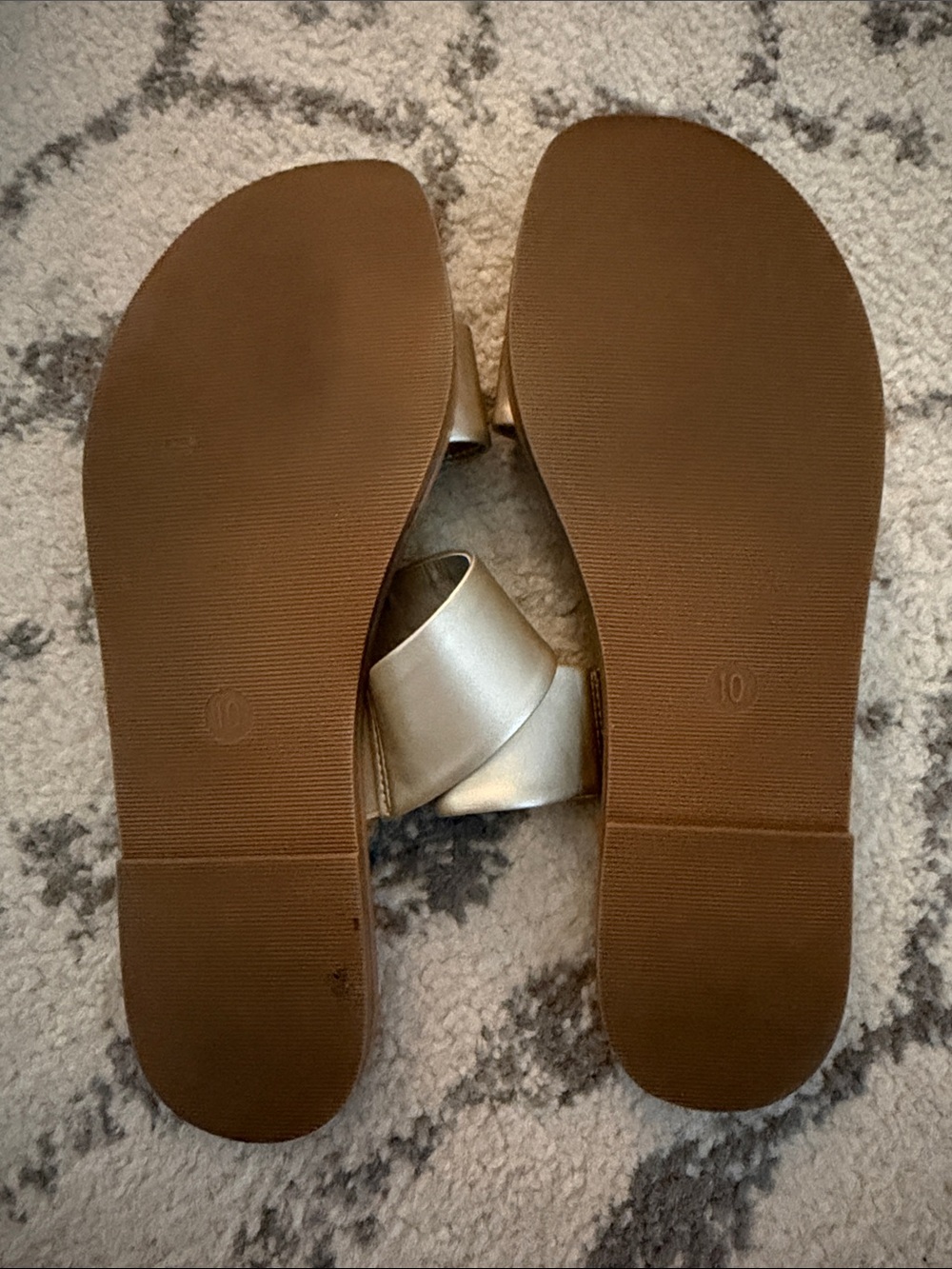 Universal Thread Sandals - Picture 3 of 3